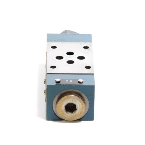 Hydraulisches Wegeventil  Gebraucht